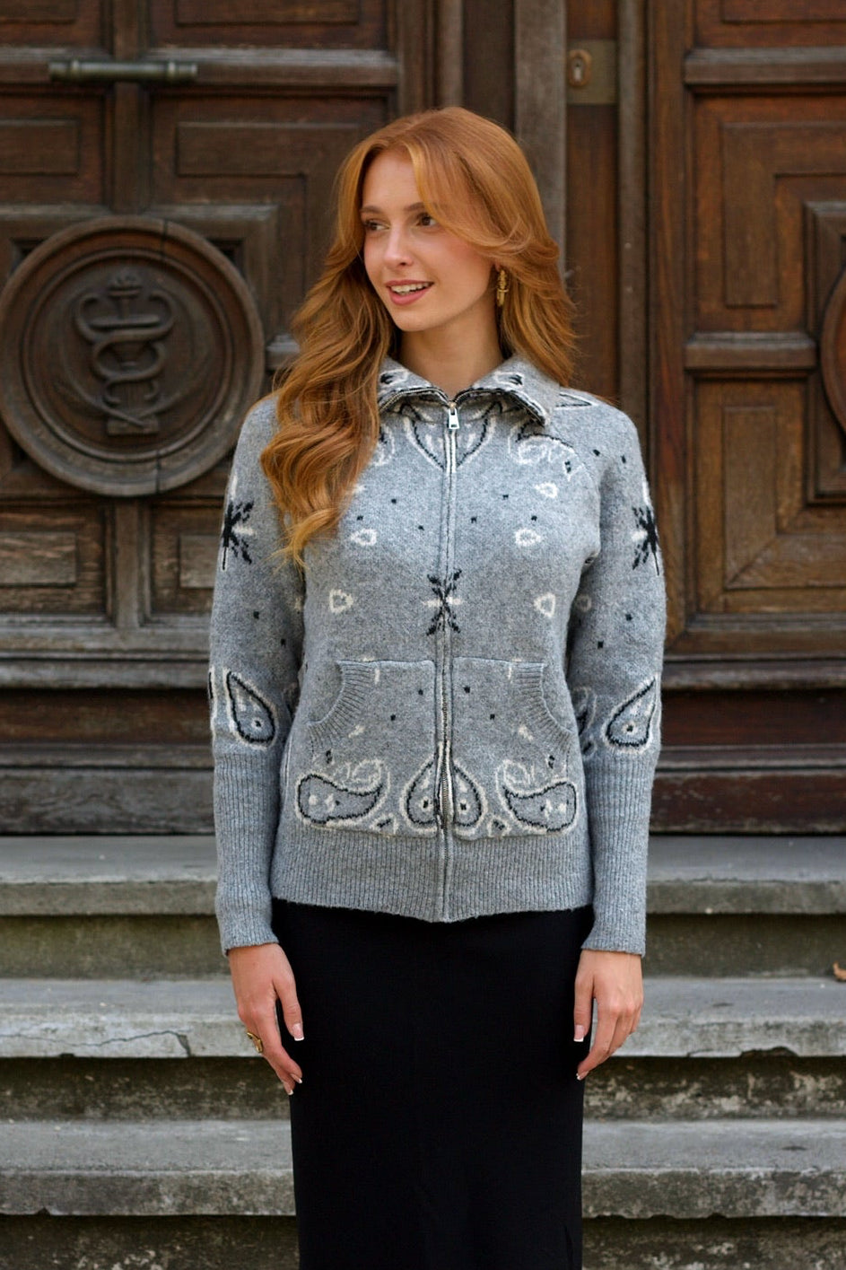 Gilet zippé gris à motif bandana