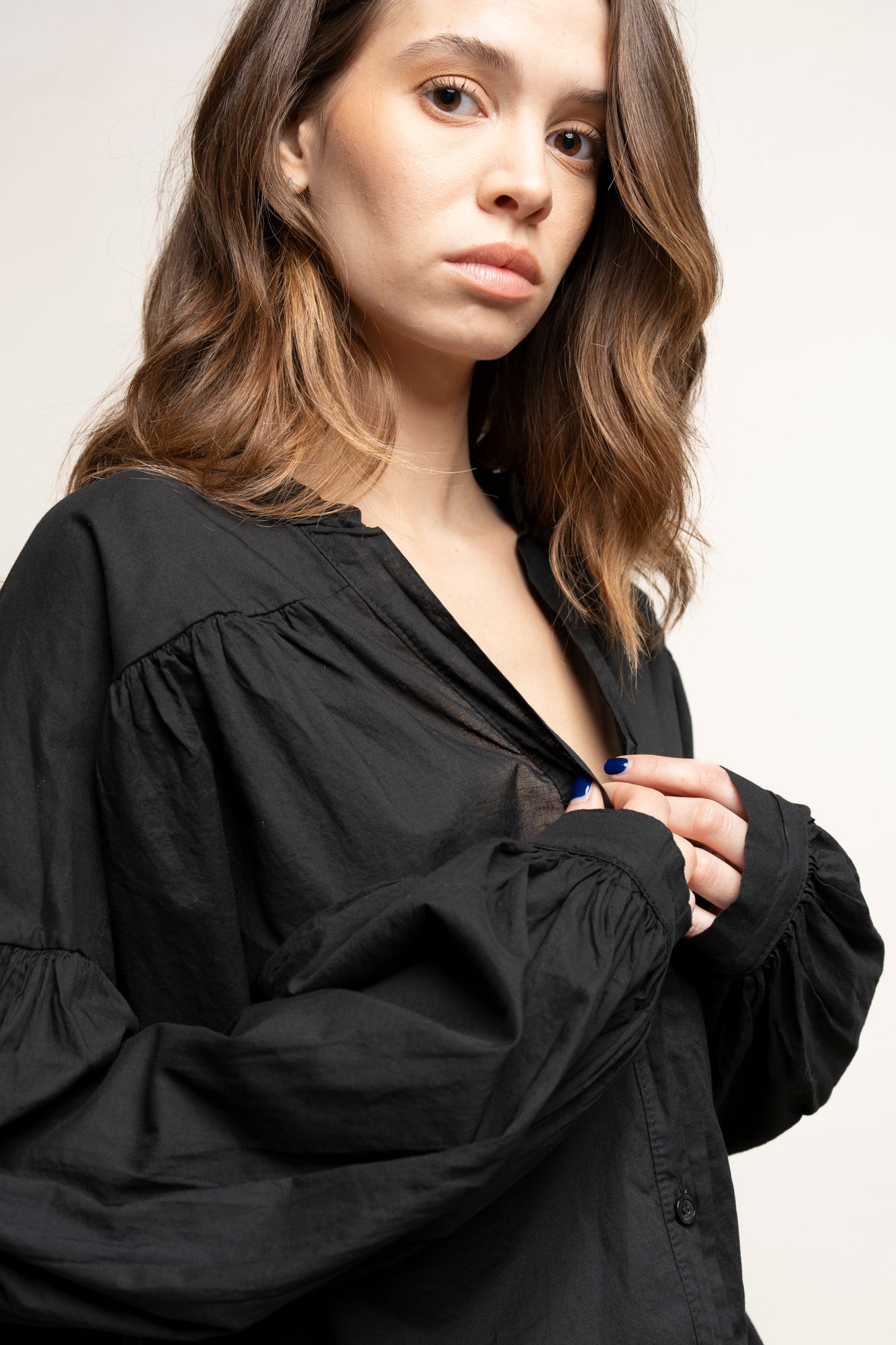 Chemise oversize noire en coton JOIA PARIS